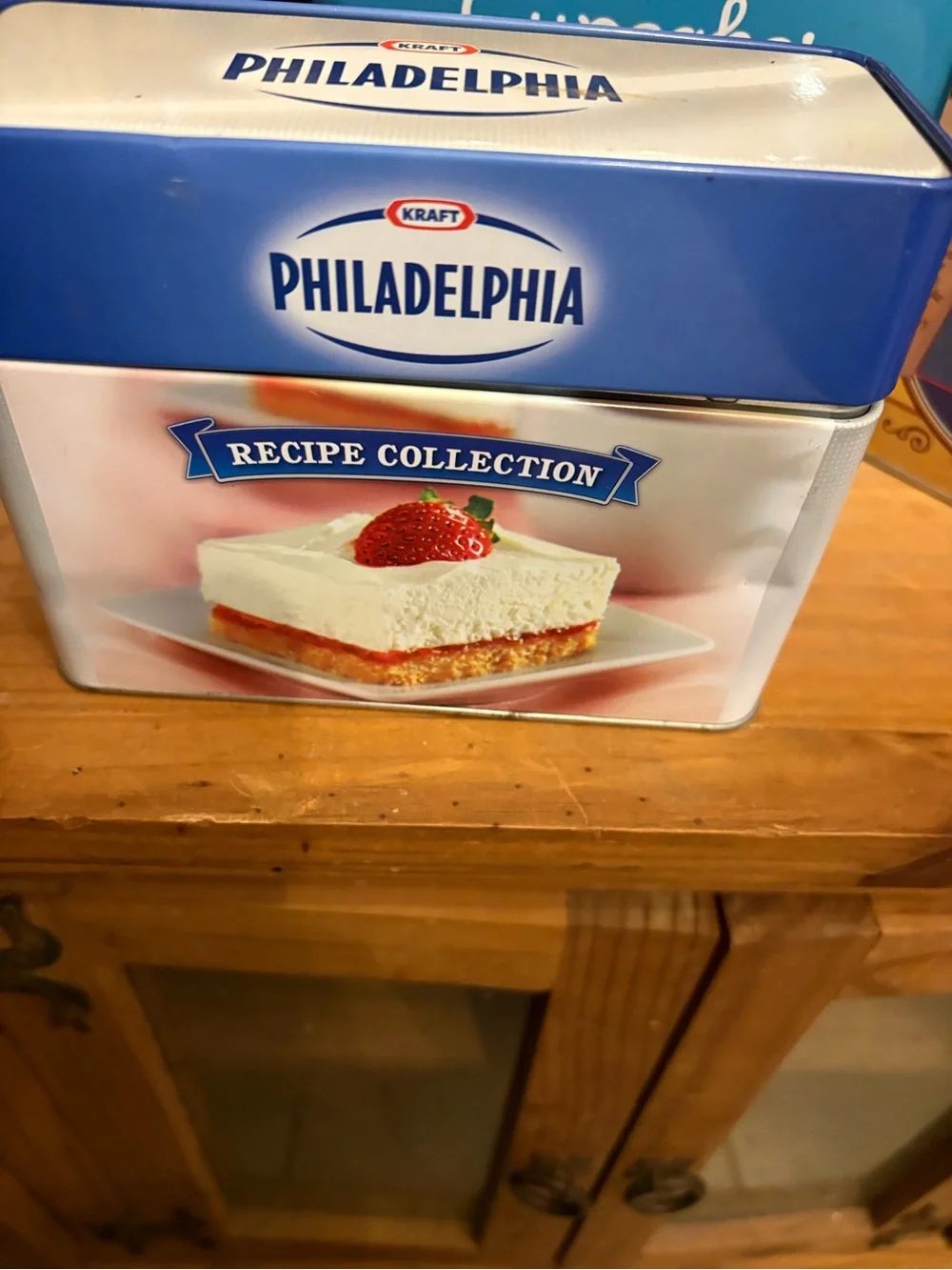 Vintage Recipe Tin Set of 3 w/ Recipe Cards Hershey’s & Philadelphia cupcakes